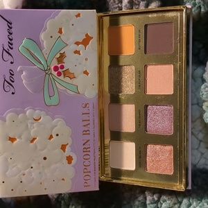 Too Faced Popcorn Balls Mini Eyeshadow Palette